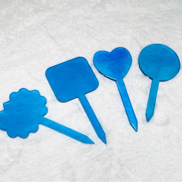 Set of 4 Translucent Blue Plant Markers Hand Crafted Resin Gift Set Cake Toppers - Picture 6 of 8